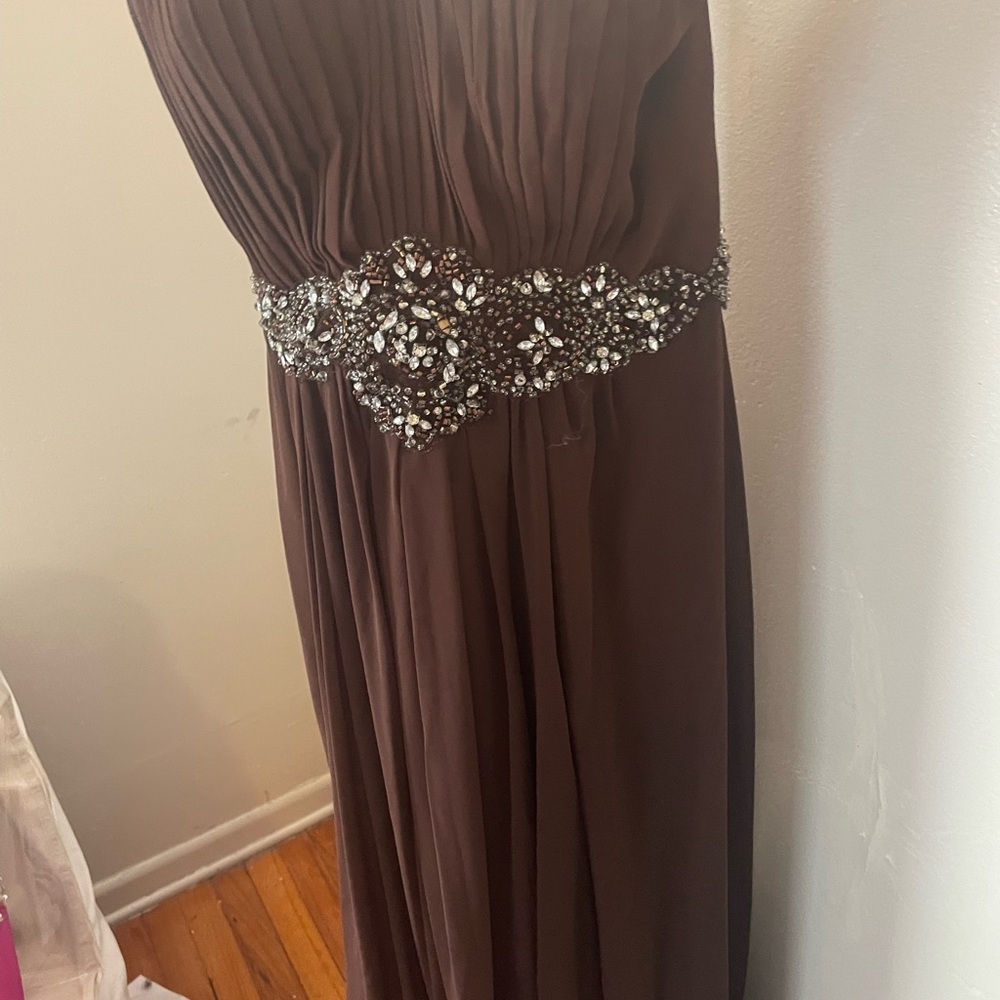 Elegant Brown Evening Dress with Embellished Waist